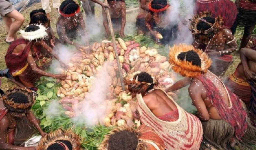 Tradisi natal papua