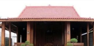 rumah aadat paling populer