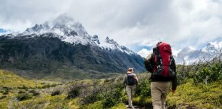 perlengkapan naik gunung